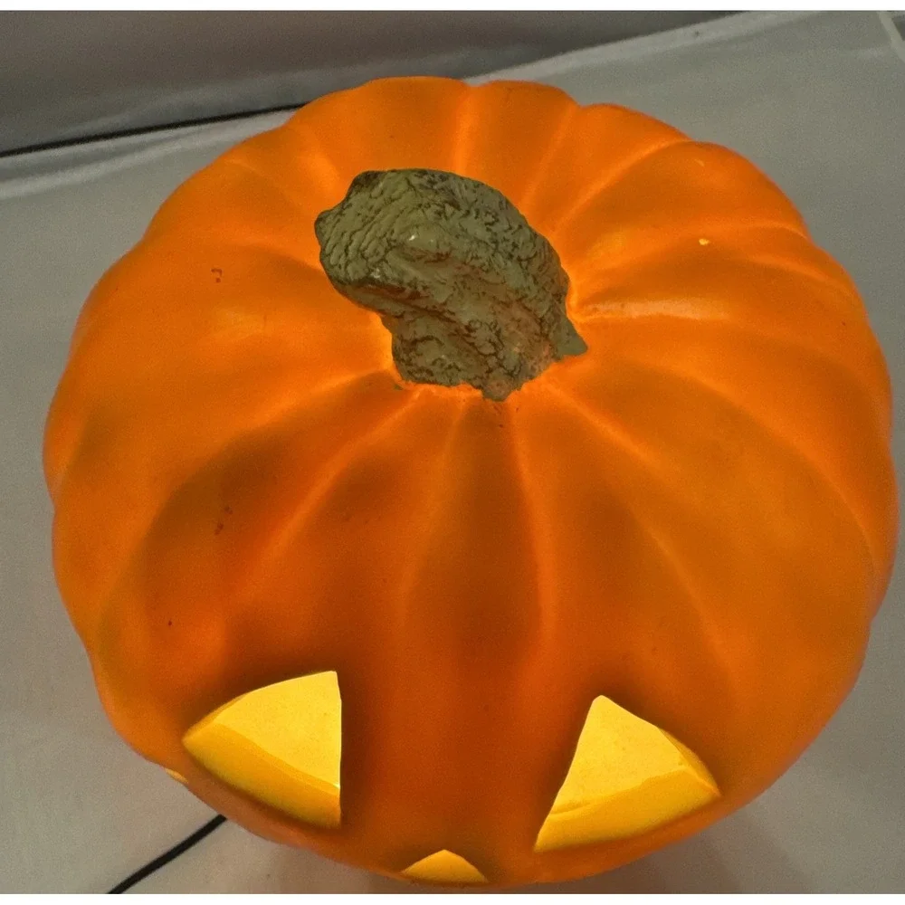 Halloween Jack o Lantern blow mold pumpkin Electric Lighted 2005 Model 22175 EUC